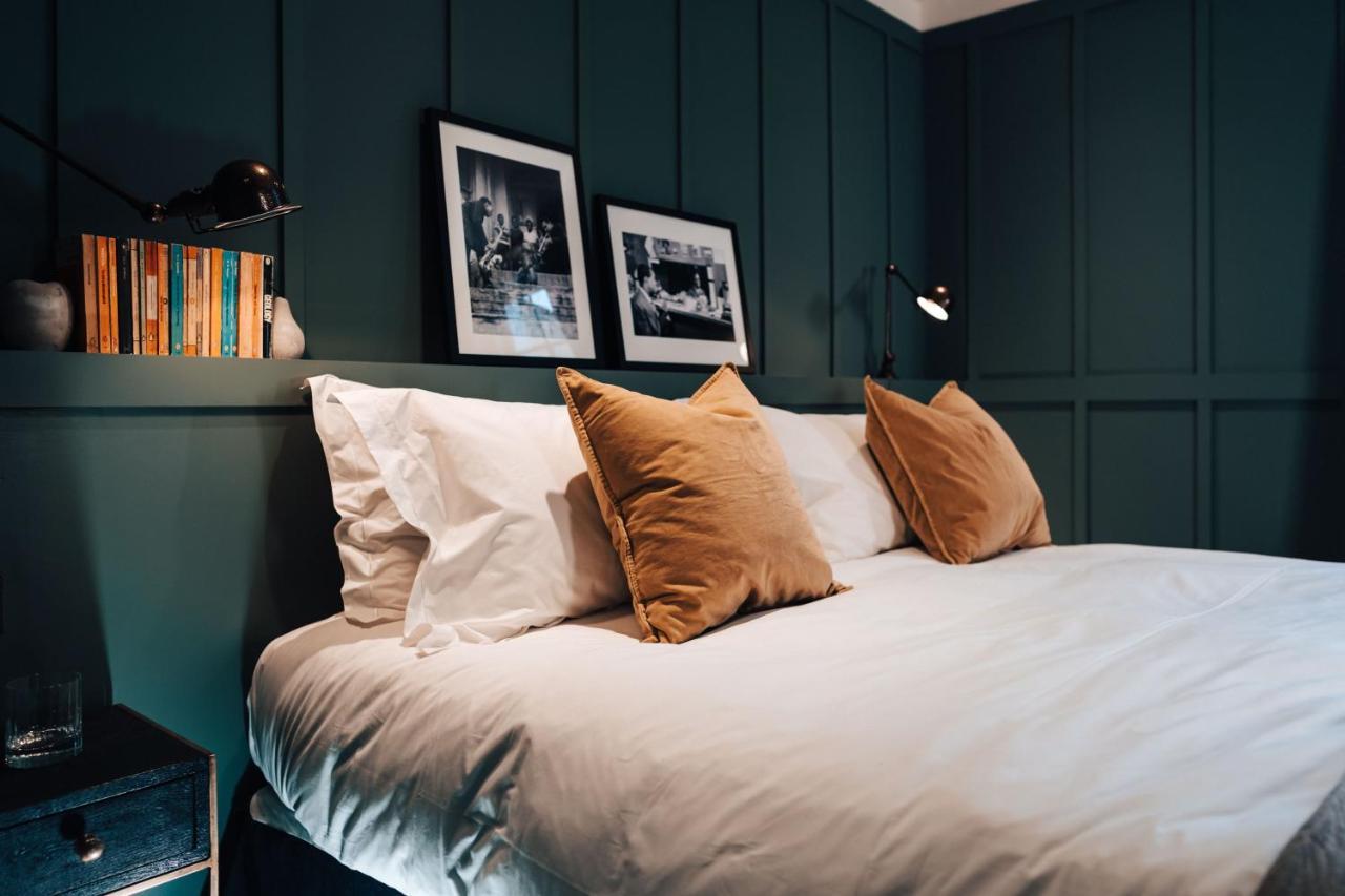 The George Otel Cheltenham Dış mekan fotoğraf